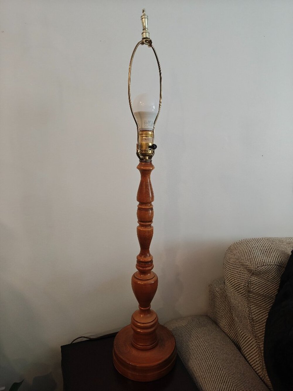 Vintage Mid Century Modern Turned Wood Table Lamp Spindle Column Leviton